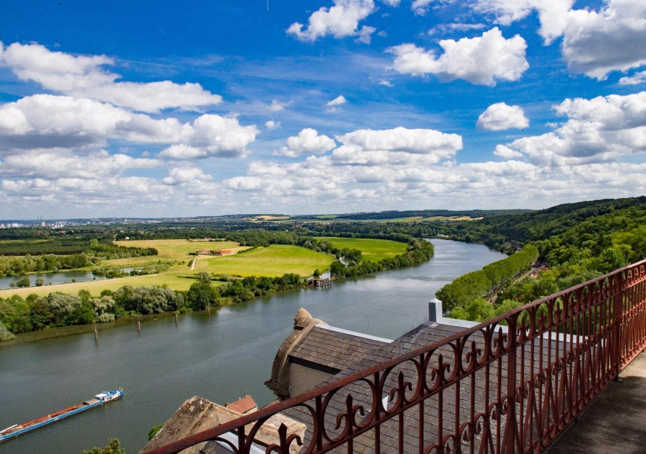Готель Domaine De La Corniche Rolleboise Екстер'єр фото